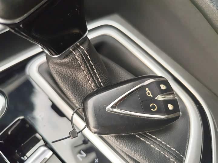 Фото 9 - Changan Eado Plus