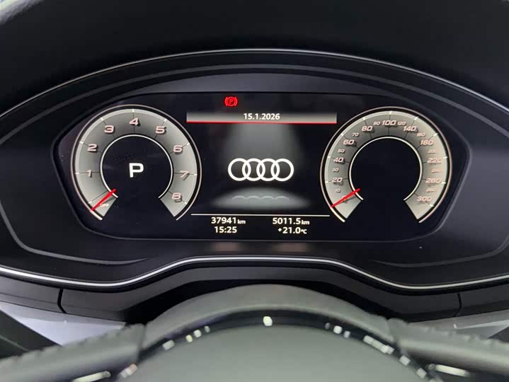 Фото 3 - Audi A4L