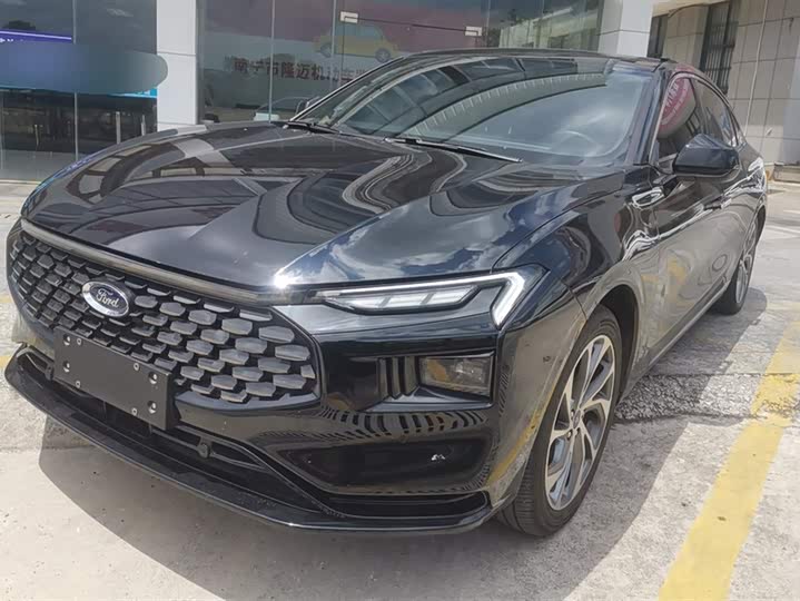 Фото 1 - Ford Mondeo