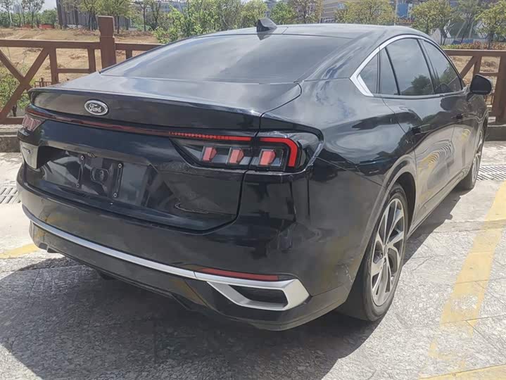 Фото 3 - Ford Mondeo