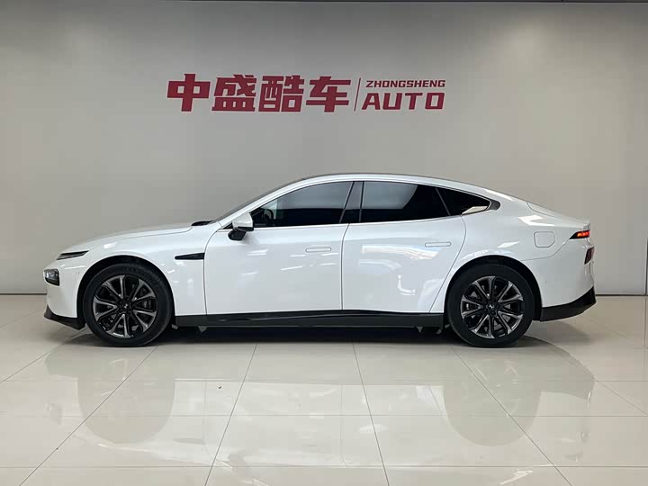 Фото 4 - XPeng P7