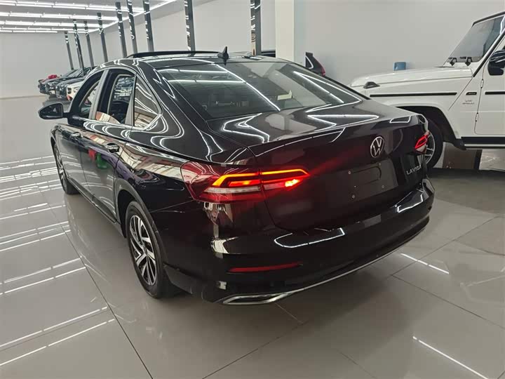 Фото 5 - Volkswagen Lavida