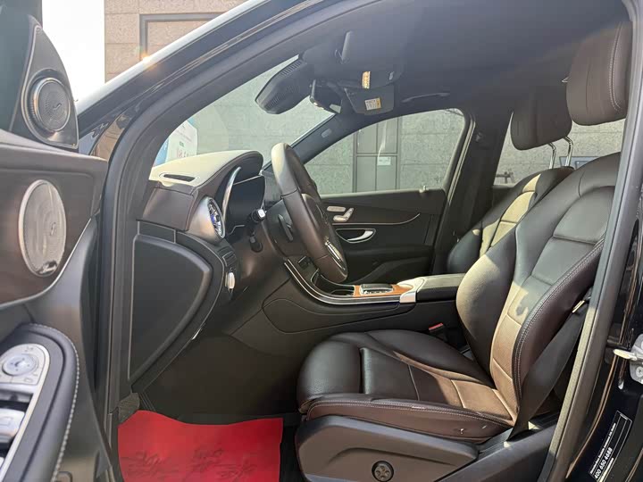 Фото 4 - Mercedes-Benz GLC-Class