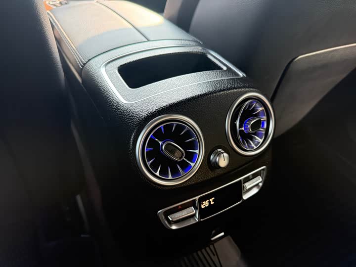 Фото 7 - Mercedes-Benz GLC-Class