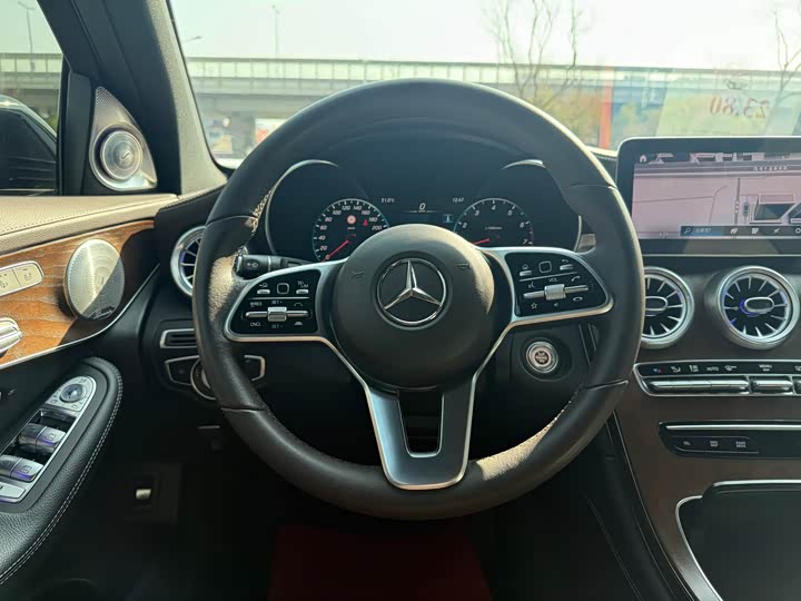 Фото 9 - Mercedes-Benz GLC-Class