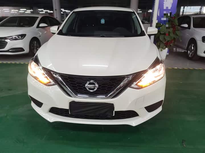 Фото 3 - Nissan Sylphy