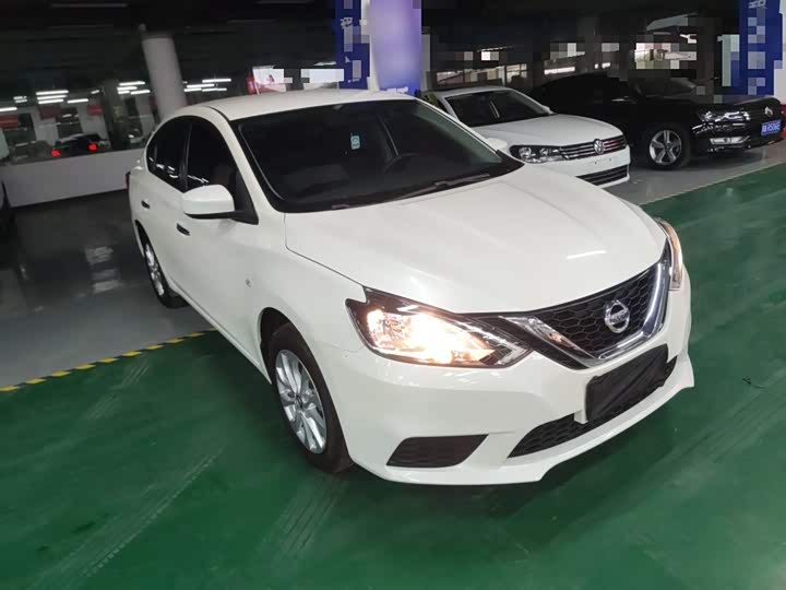 Фото 4 - Nissan Sylphy