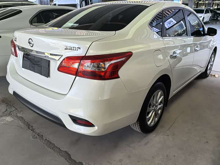 Фото 6 - Nissan Sylphy