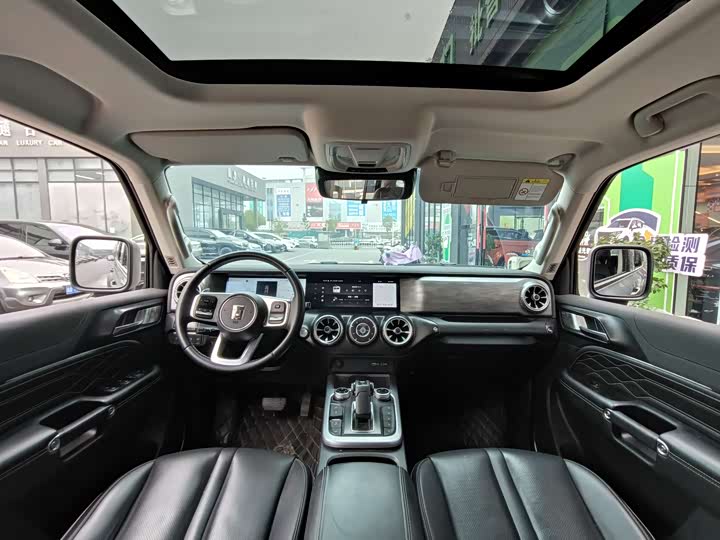 Фото 9 - Tank 300