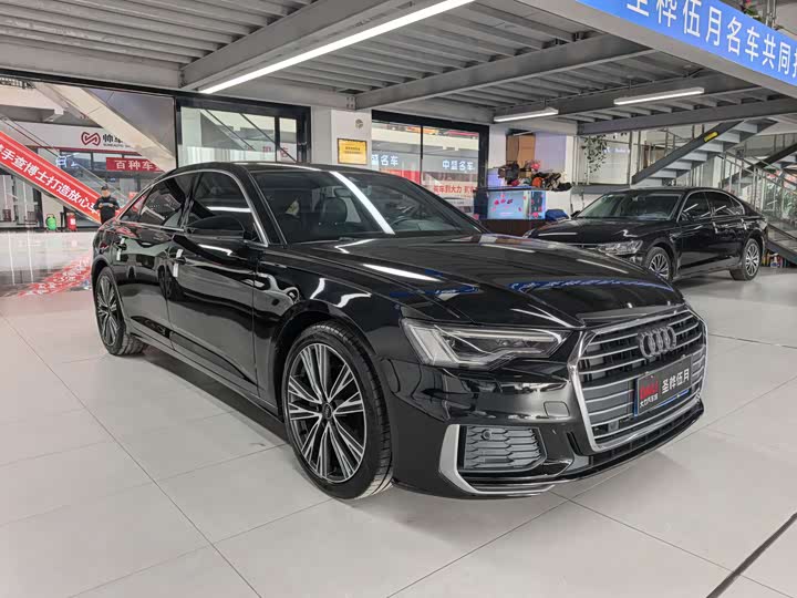 Фото 3 - Audi A6L