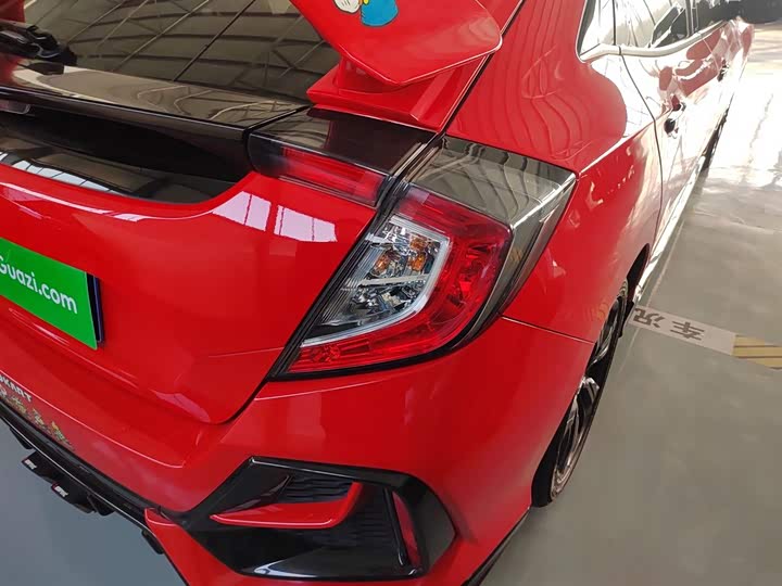 Фото 8 - Honda Civic