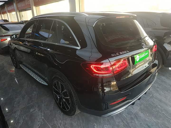 Фото 5 - Mercedes-Benz GLC-Class