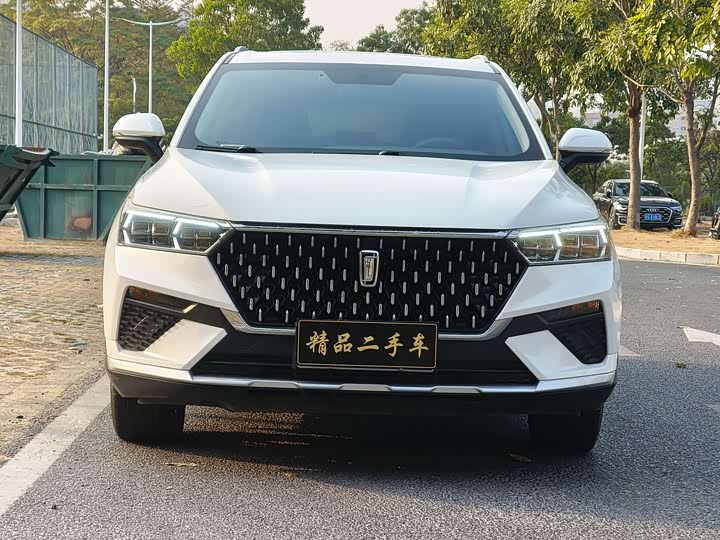 Фото 2 - Bestune T77