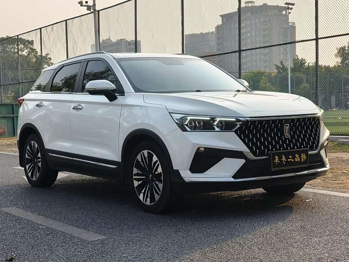 Фото 3 - Bestune T77