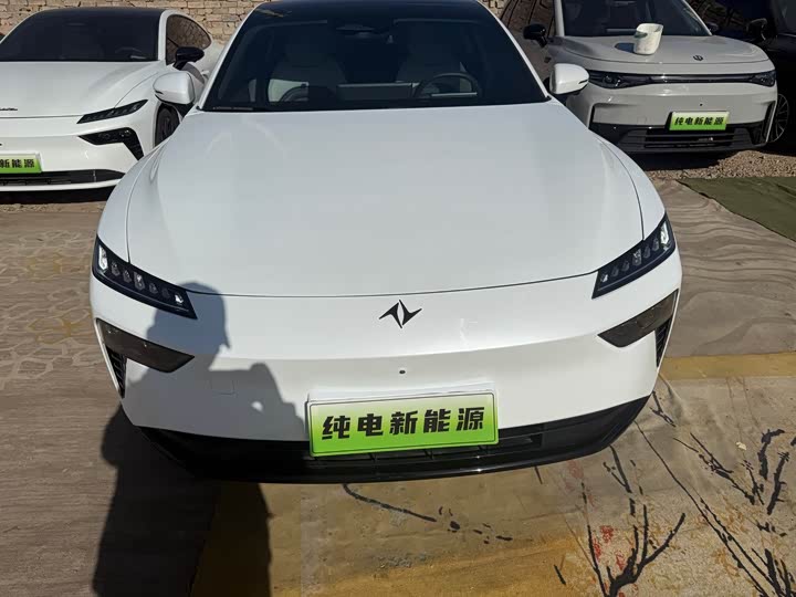 Фото 2 - Dongfeng Yipai eπ 007