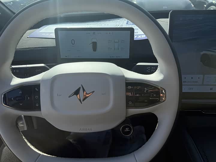 Фото 5 - Dongfeng Yipai eπ 007