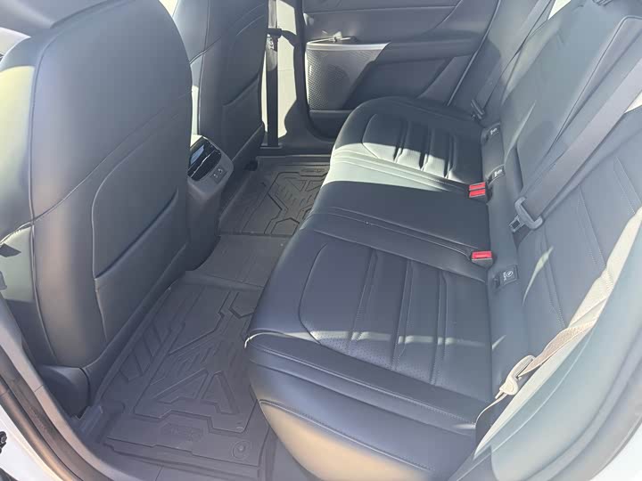 Фото 6 - Dongfeng Yipai eπ 007