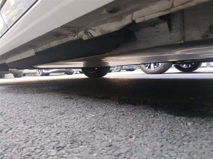 Фото 6 - Dongfeng Nammi 01