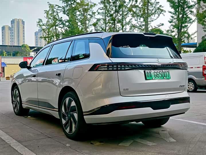 Фото 7 - Dongfeng Yipai eπ 008