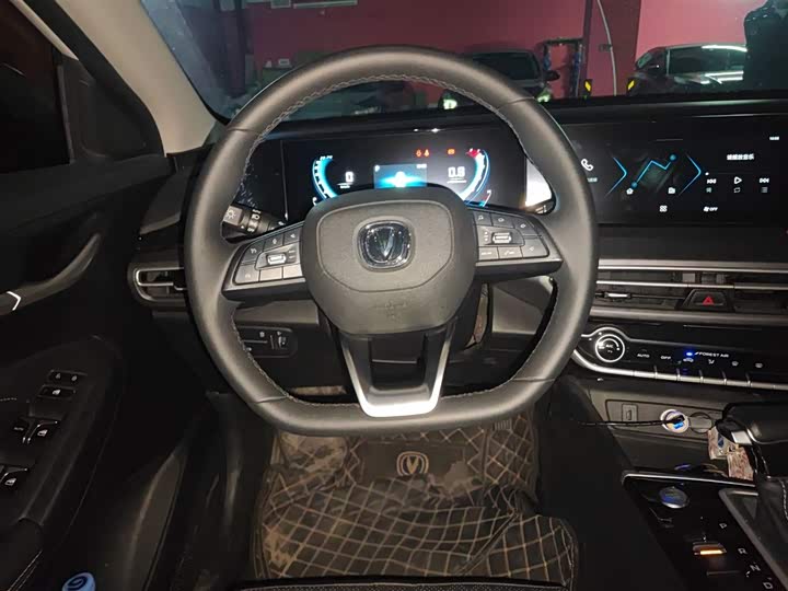 Фото 3 - Changan Eado Plus