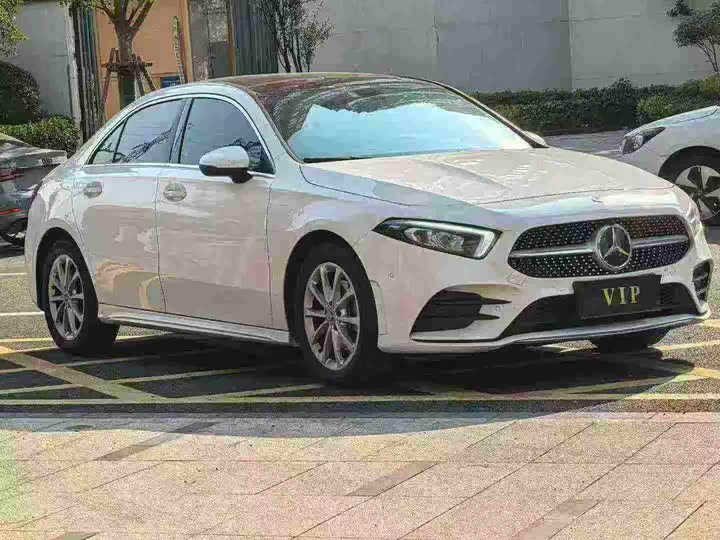 Фото 3 - Mercedes-Benz A-Class