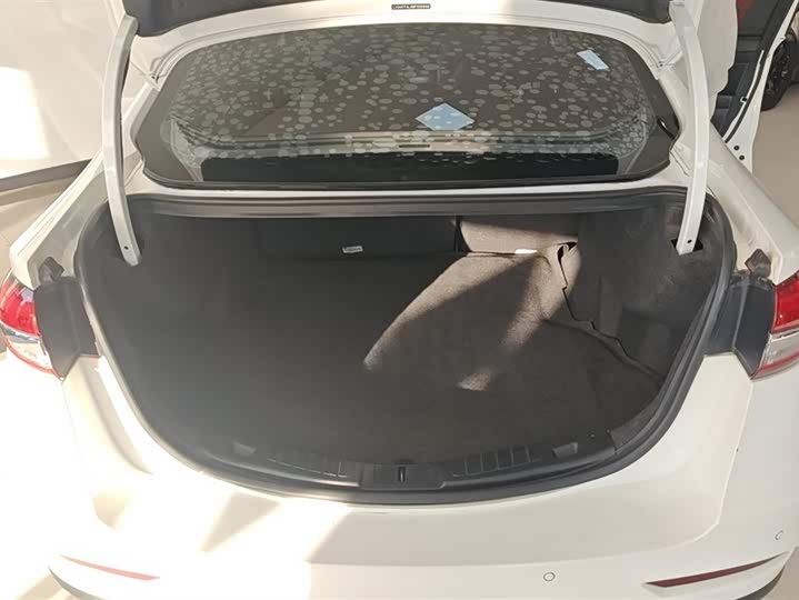 Фото 4 - Ford Mondeo