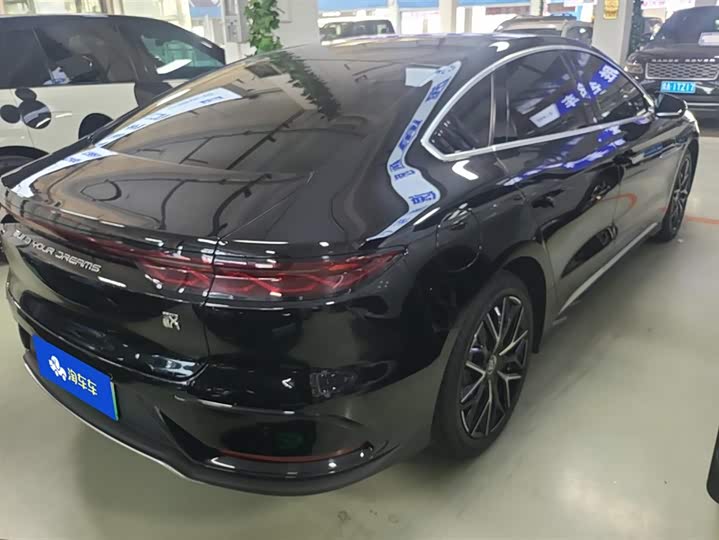 Фото 3 - BYD Han