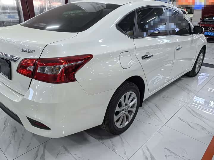 Фото 6 - Nissan Sylphy