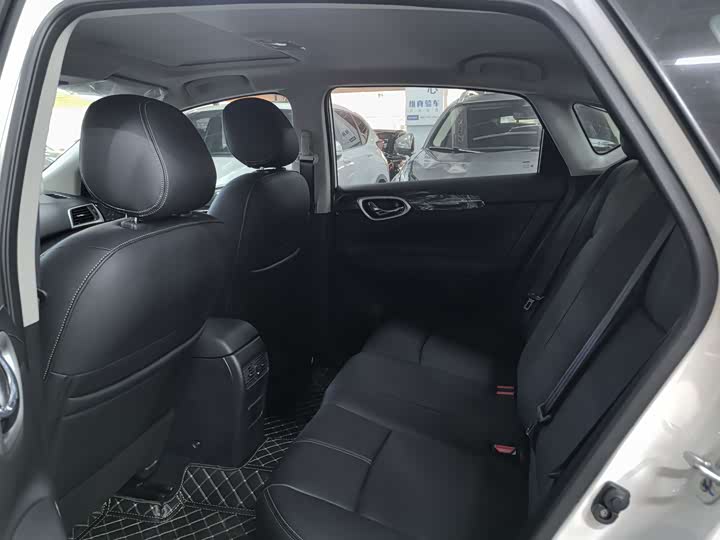 Фото 9 - Nissan Sylphy