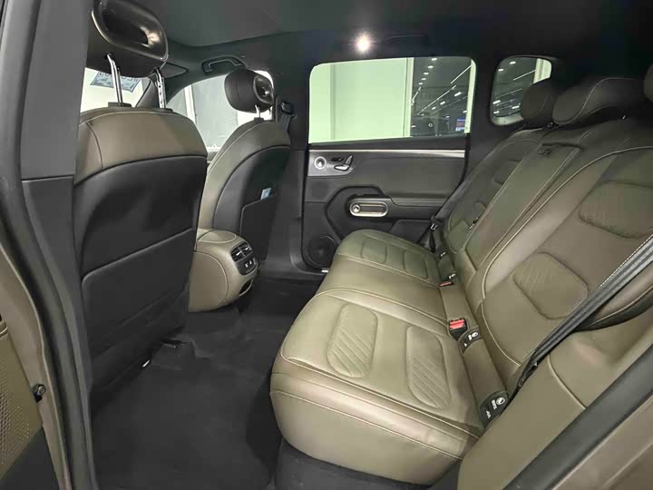 Фото 6 - Smart #5