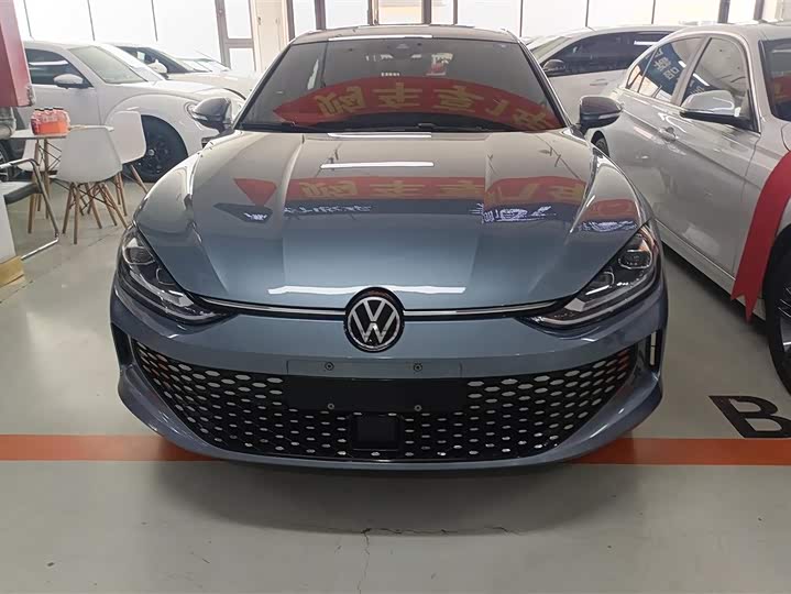 Фото 2 - Volkswagen Lamando L