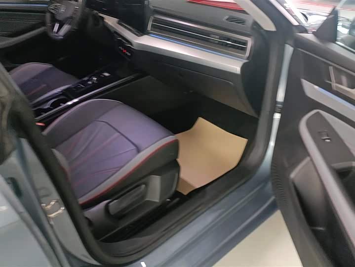 Фото 8 - Volkswagen Lamando L