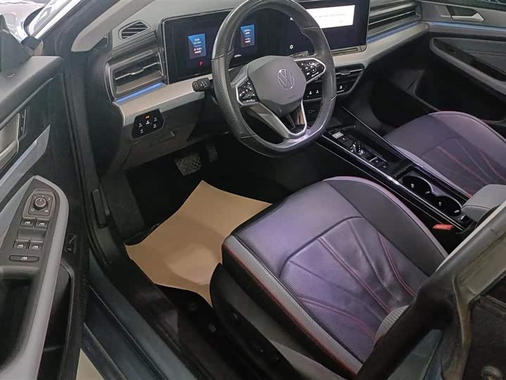 Фото 9 - Volkswagen Lamando L