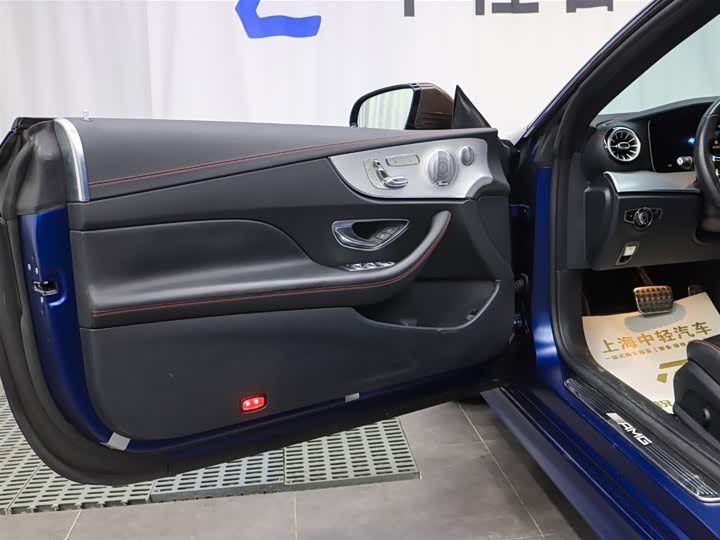 Фото 5 - Mercedes-Benz E-Class AMG