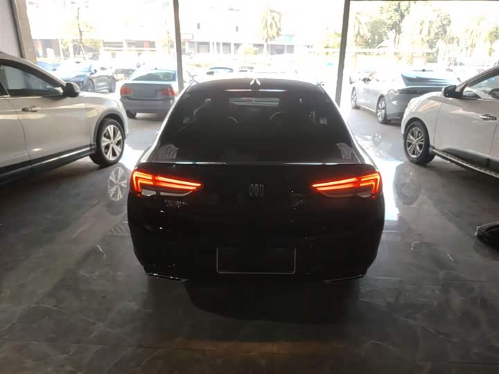 Фото 6 - Buick Regal