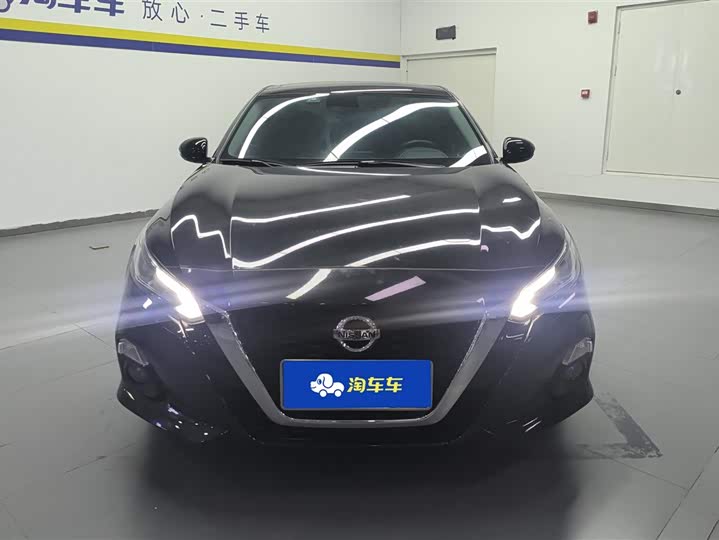 Фото 2 - Nissan Teana