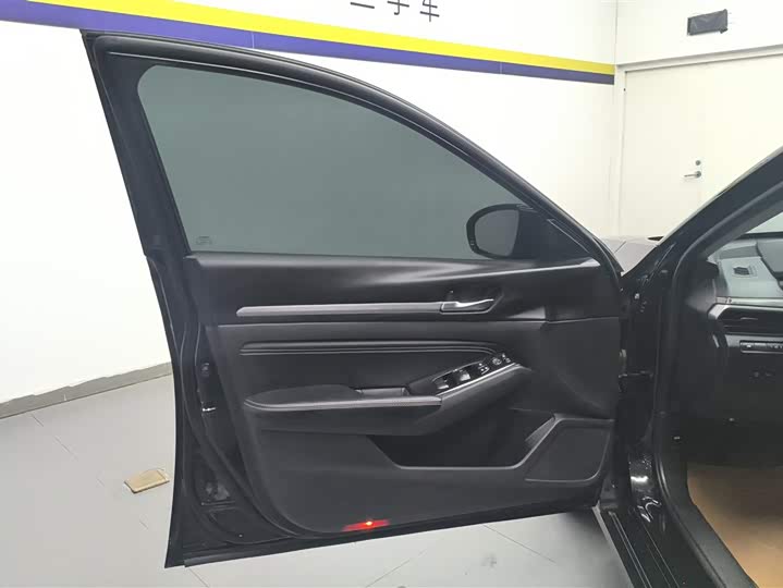 Фото 7 - Nissan Teana