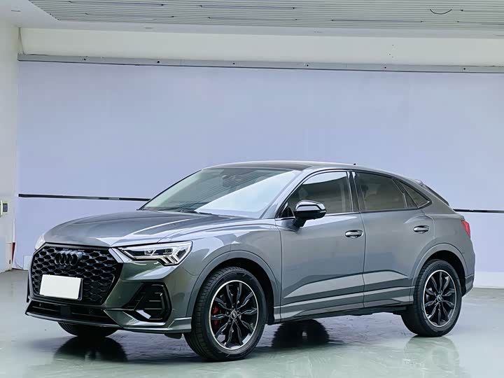 Фото 1 - Audi Q3 Sportback