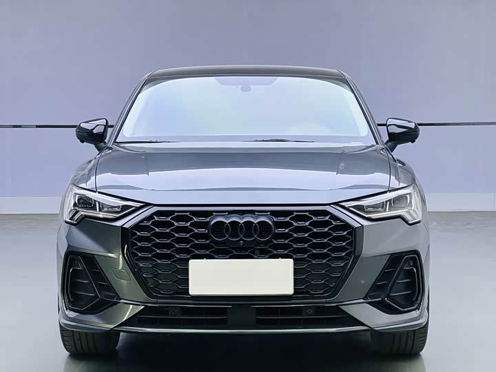 Фото 2 - Audi Q3 Sportback