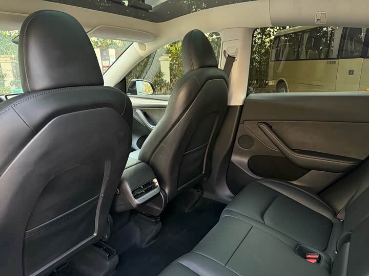 Фото 5 - Tesla Model Y