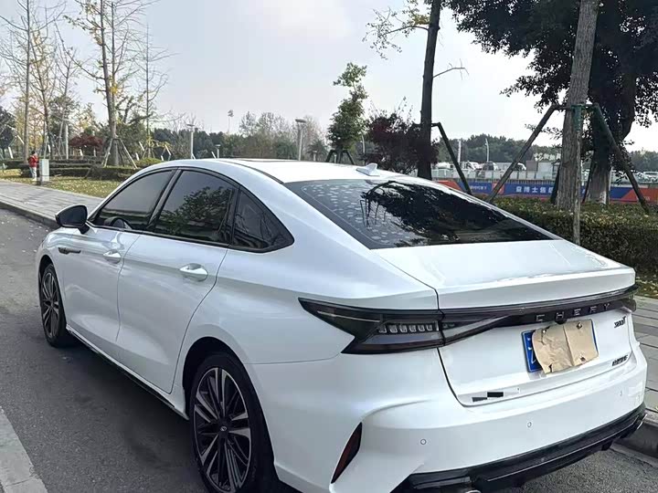 Фото 9 - Chery Arrizo 8