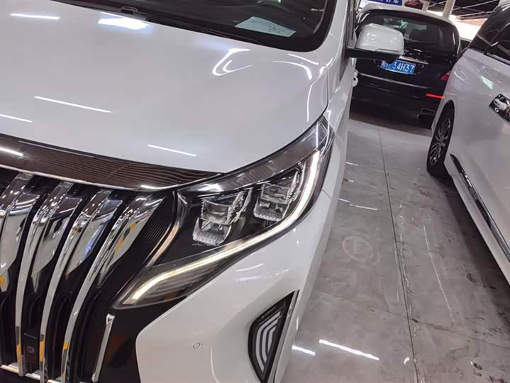 Фото 5 - GAC Trumpchi M8