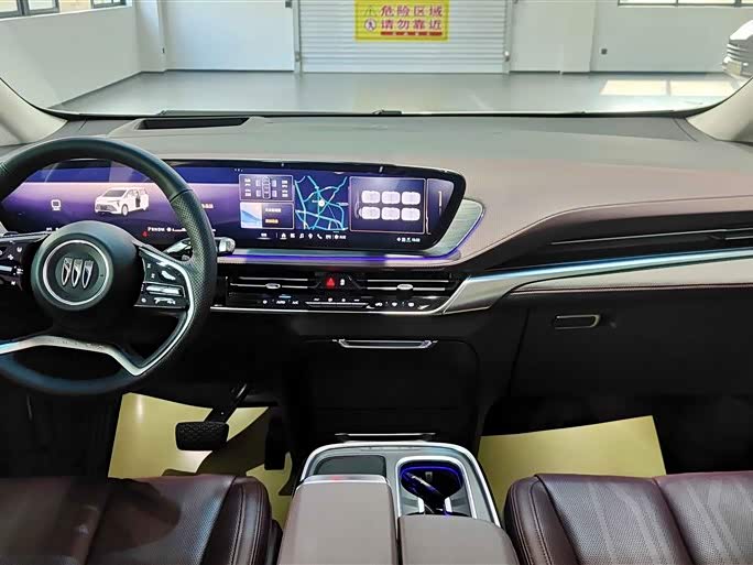 Фото 6 - Buick GL8 Century