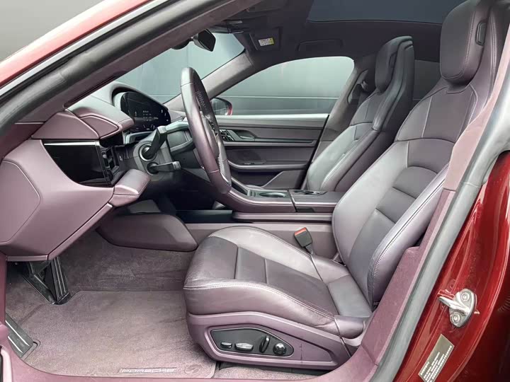 Фото 8 - Porsche Taycan