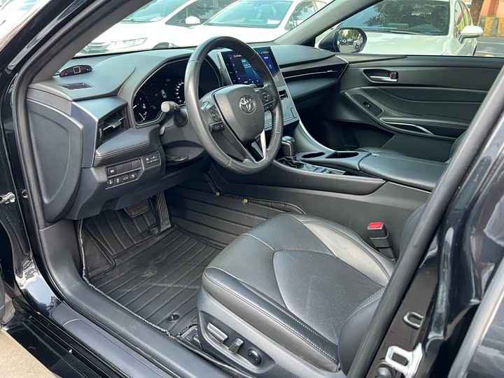 Фото 7 - Toyota Avalon