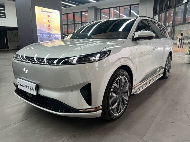 Фото 1 - Dongfeng Yipai eπ 008