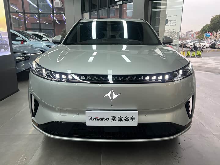 Фото 2 - Dongfeng Yipai eπ 008