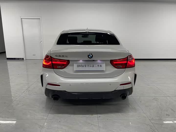 Фото 4 - BMW 1 Series