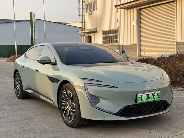 Фото 4 - Avatr 12