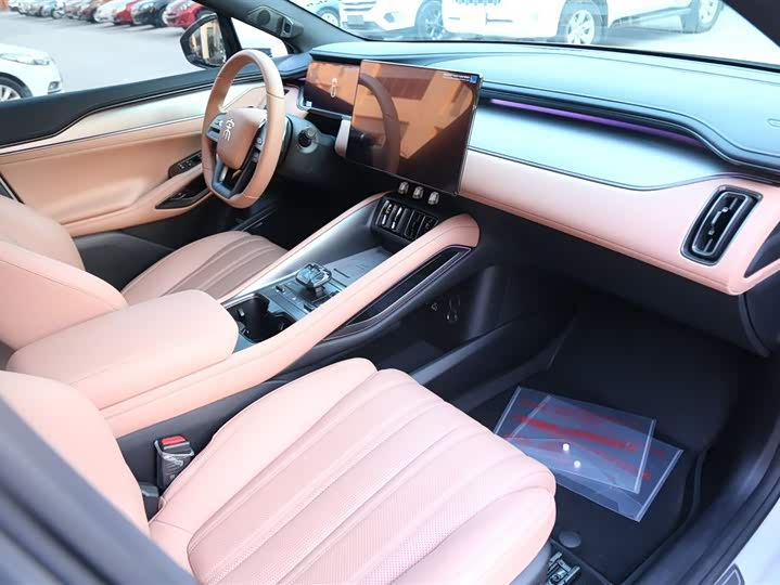 Фото 7 - BYD Song L